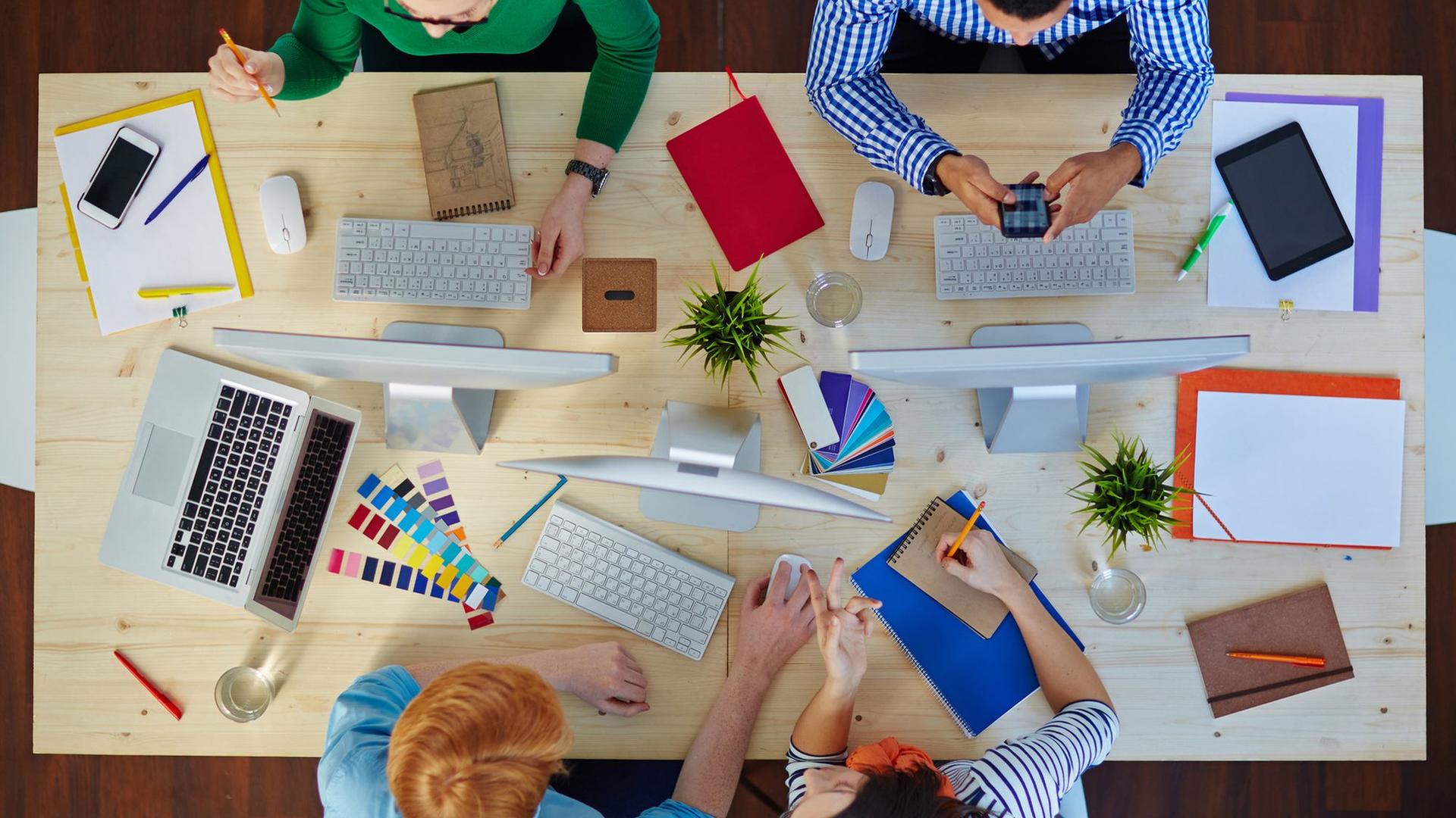 Travailler en France après ses études  Campus France